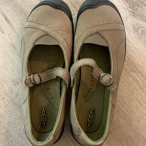 Keen Mary Jane style shoes in excellent condition.